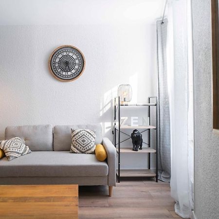 Onloc - Appart Reveil Proche Halles Avec Parking Pau Exterior foto