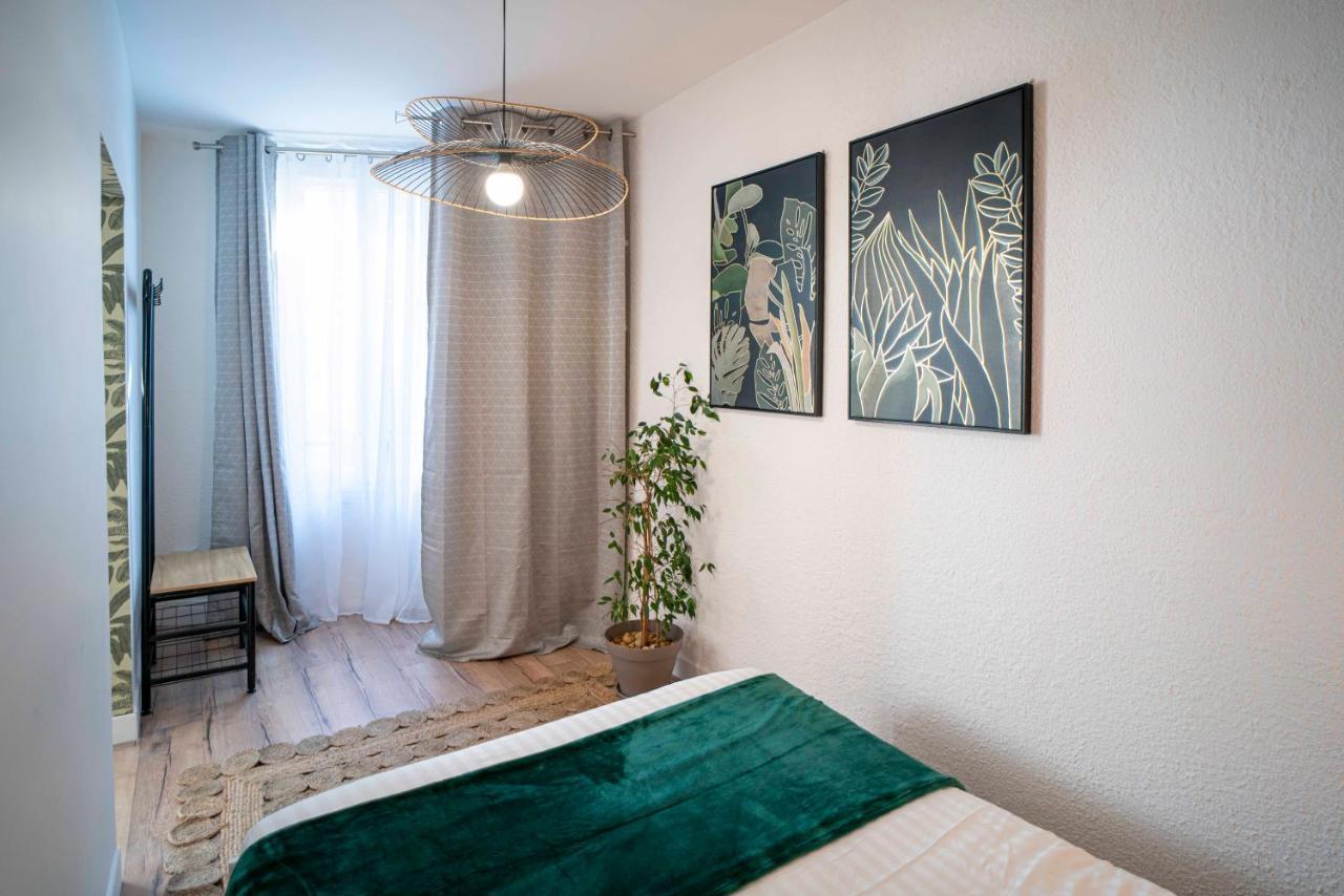Onloc - Appart Reveil Proche Halles Avec Parking Pau Exterior foto
